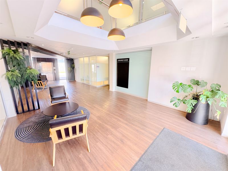 Office space to let - Photo 2