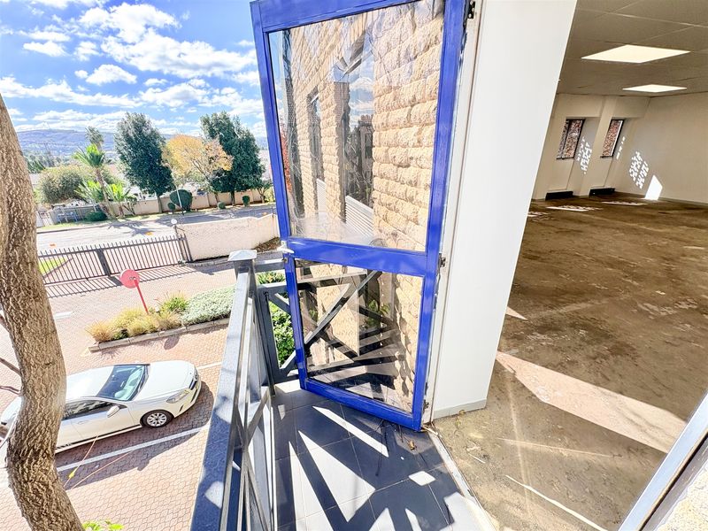 Office space to let - Photo 4