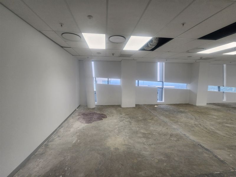 779,27sqm Offices to let in Sandton - Photo 3