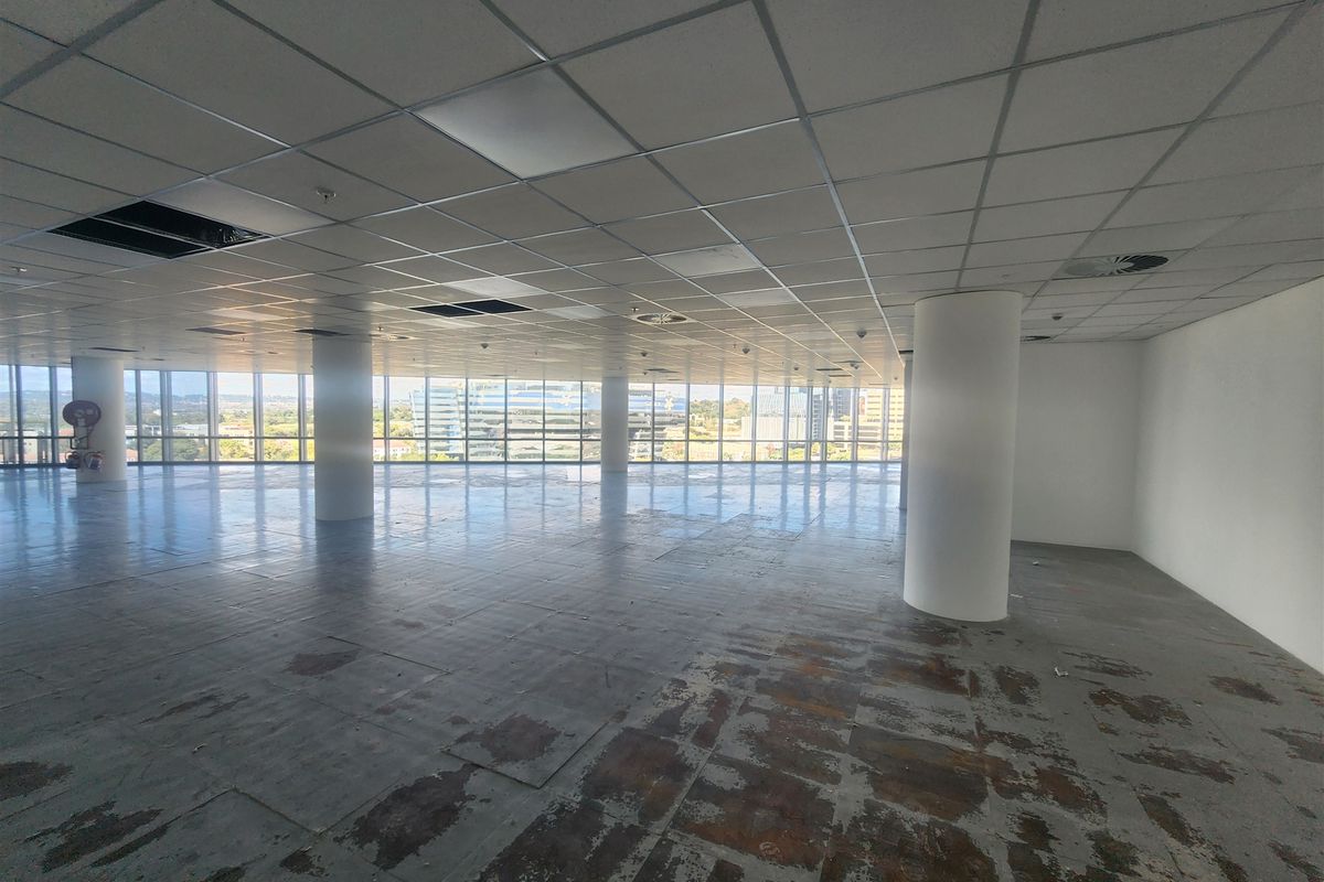 318,85sqm Office space to let in Sandton - Photo 2