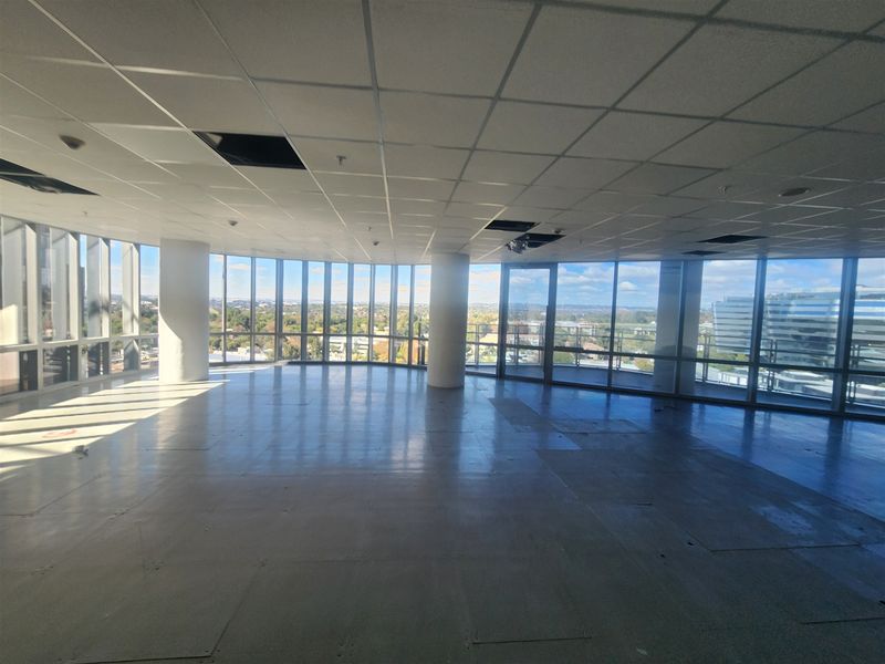 318,85sqm Office space to let in Sandton - Photo 7