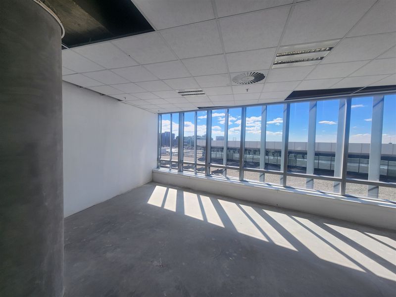 115.52sqm Office space to let in Sandton - Photo 6