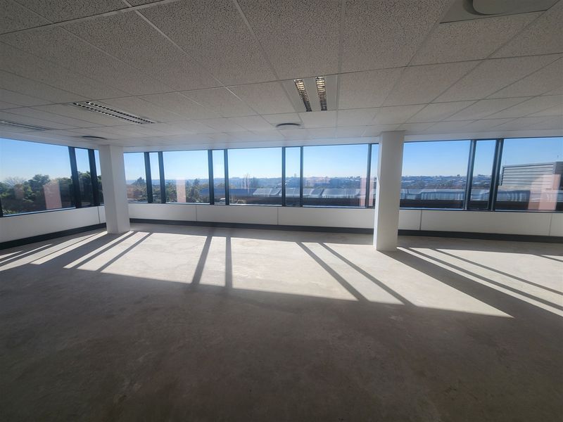 1282m2 Office to let in Sandown, Sandton - Photo 5