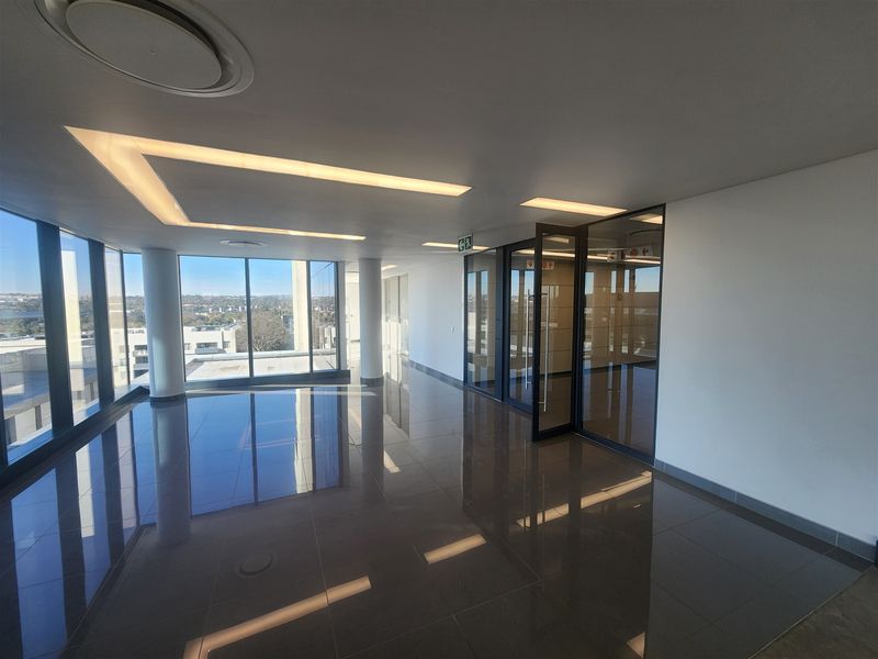 1282m2 Office to let in Sandown, Sandton - Photo 3