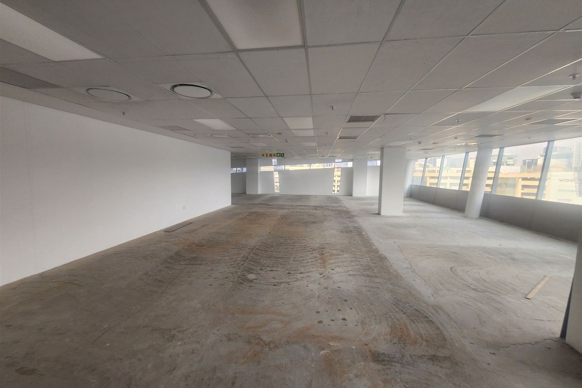 423.72sqm Offices to let in Sandton - Photo 3