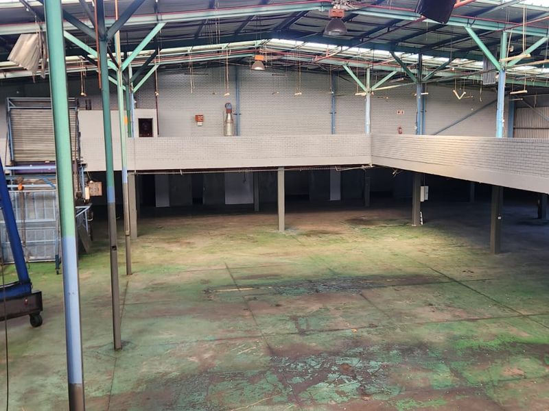 3,563m2 Heavy Industrial Manufacturing Facility To Let | Industria - Photo 2