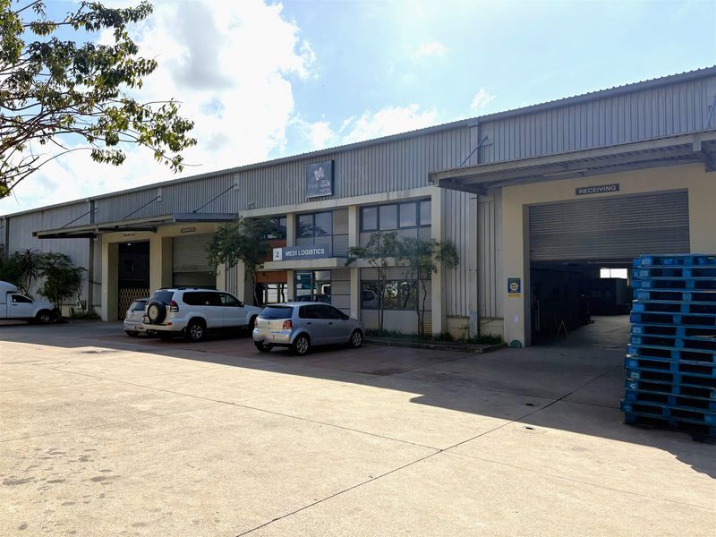 1008sqm Warehouse for lease in Riverhorse Valley - Photo 2
