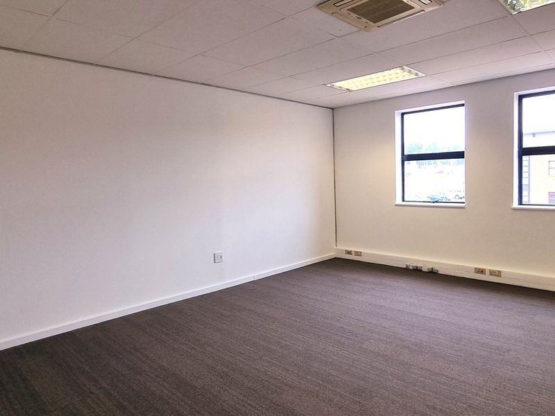 Office space to let in Kildrummy Office Park - Photo 6