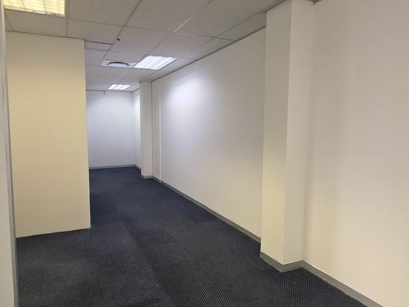 Office space to let in 66 Peter Place - Photo 5