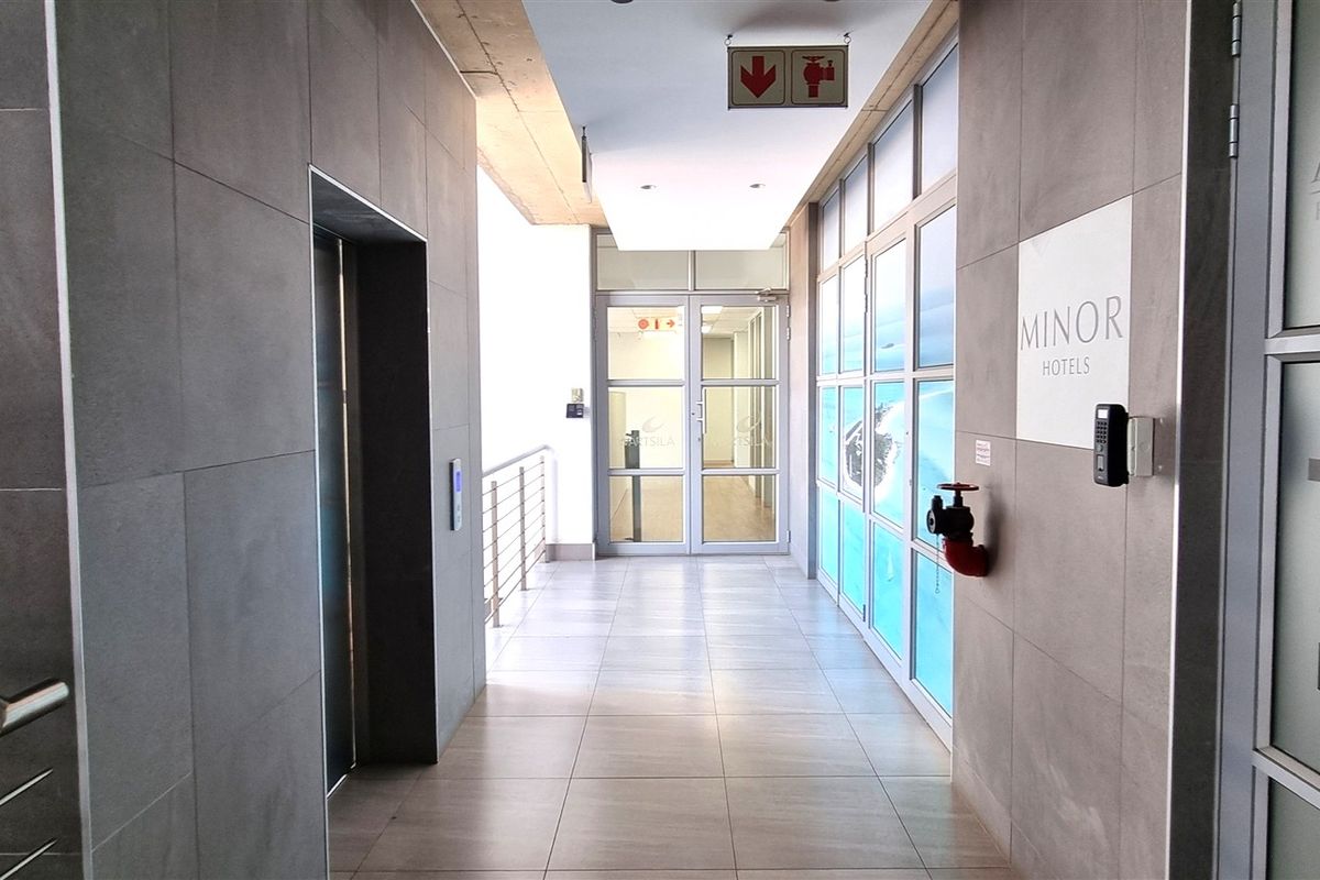 Stunning Office Space for Sale in Peter Place - Photo 2
