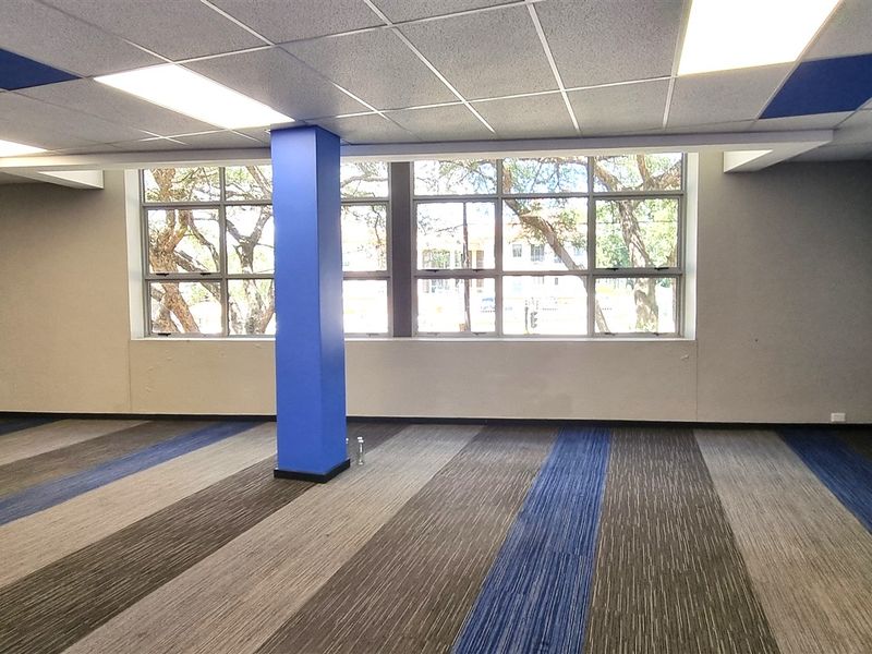 Stunning Office Space for Sale in Peter Place - Photo 8