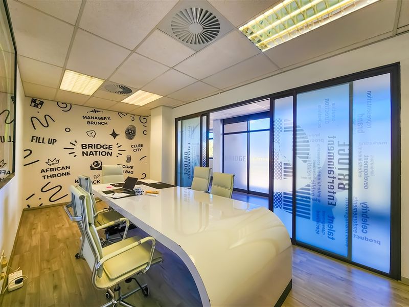 242m2 Spacious Office to Let in Longpoint Office Park - Photo 8