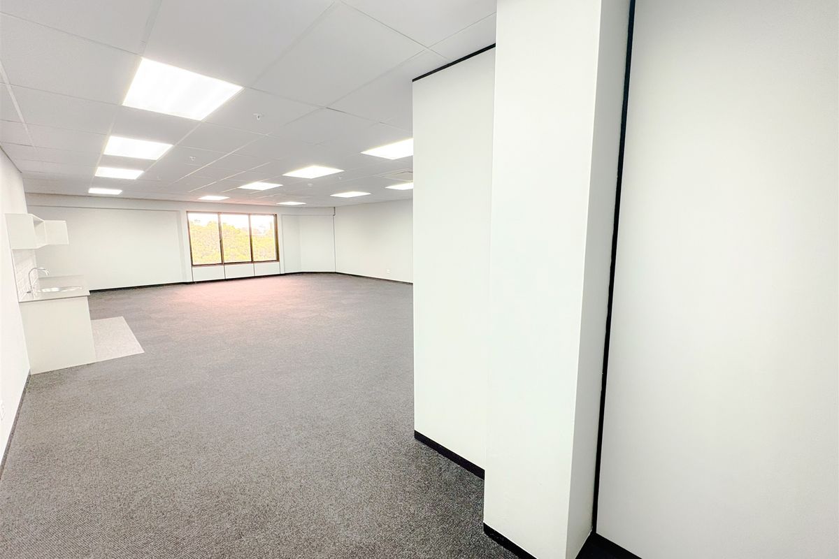 Office space to let - Photo 3