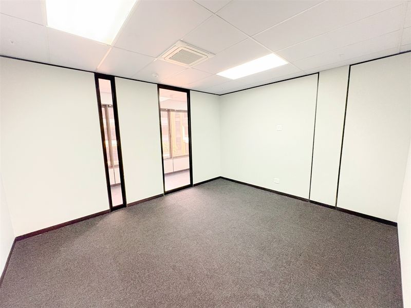 Office space to let - Photo 4
