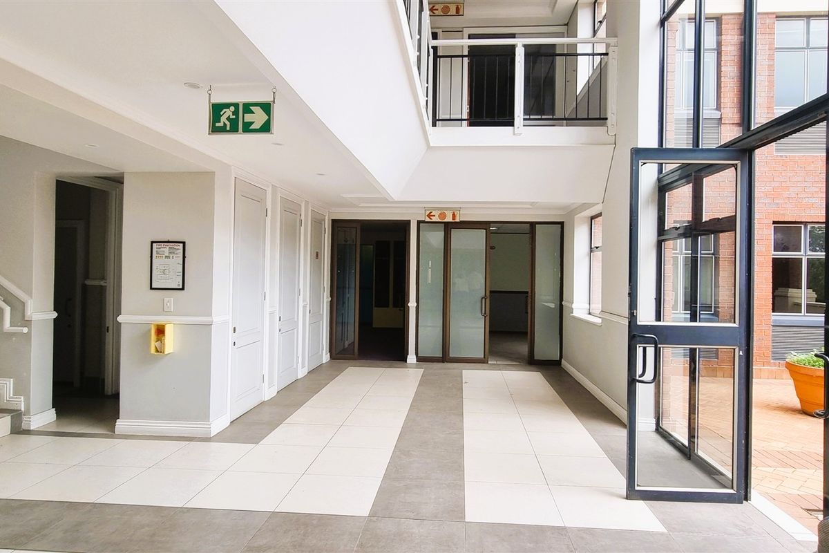 Freestanding building to let in Peter Place - Photo 2