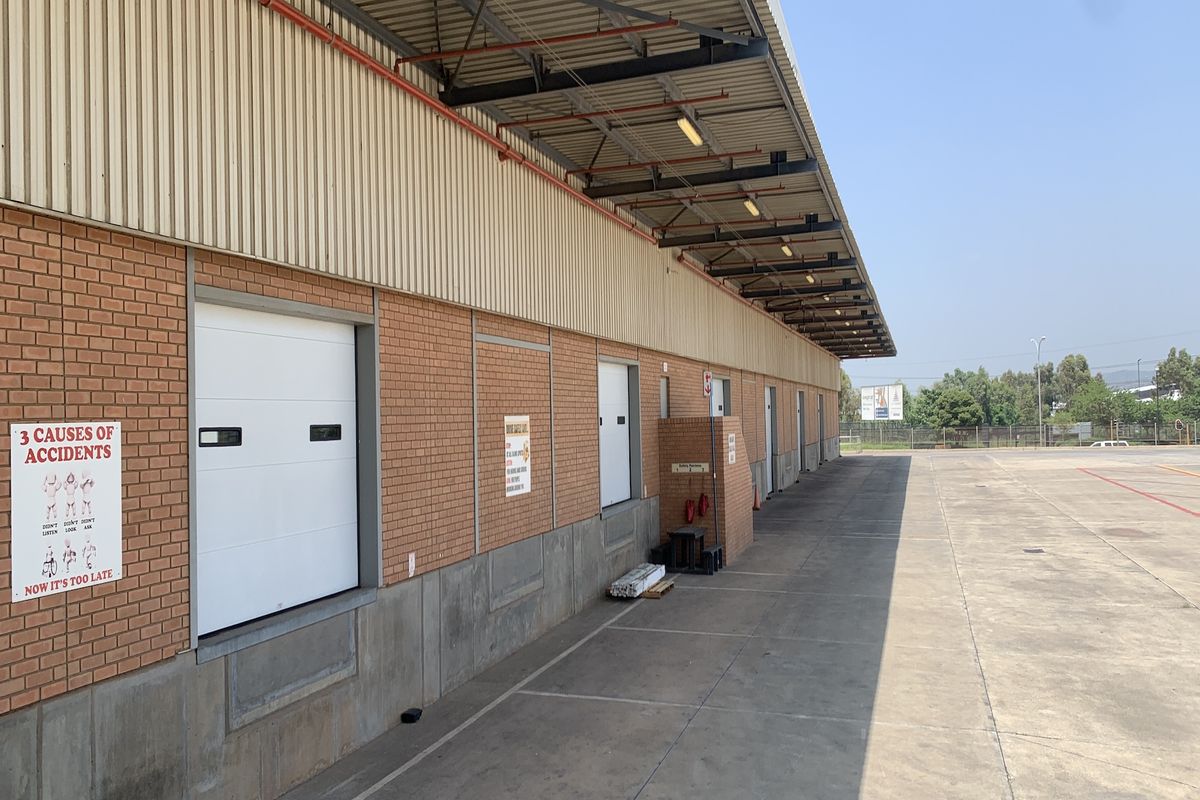 Warehouse to let In Gosforth Park - Photo 3