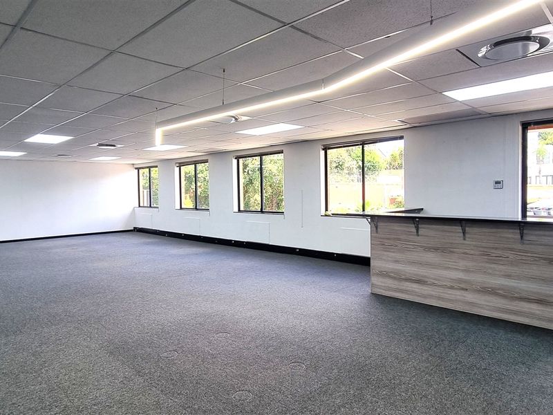 Office space to let in Fairways Office Park - Photo 9
