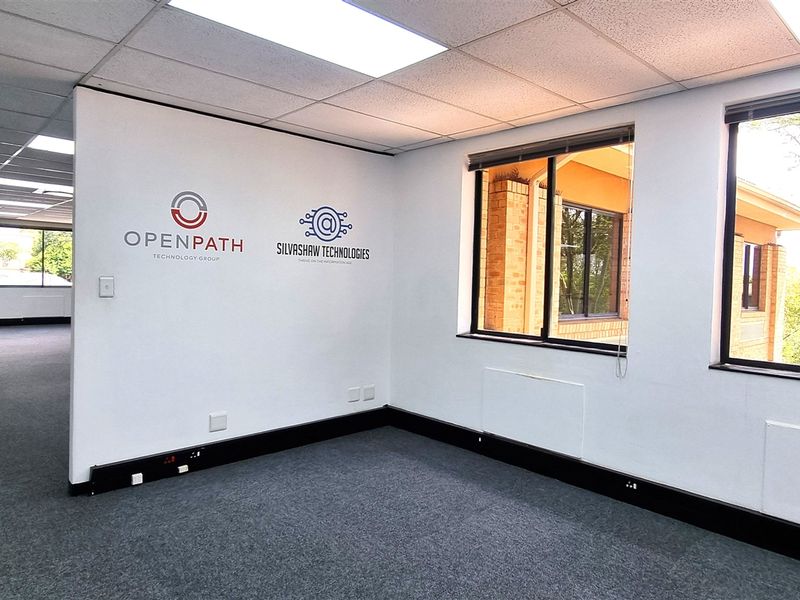 Office space to let in Fairways Office Park - Photo 3