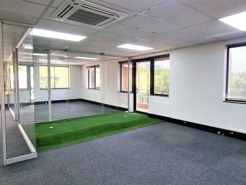 Office space to let in Fairways Office Park - Photo 7