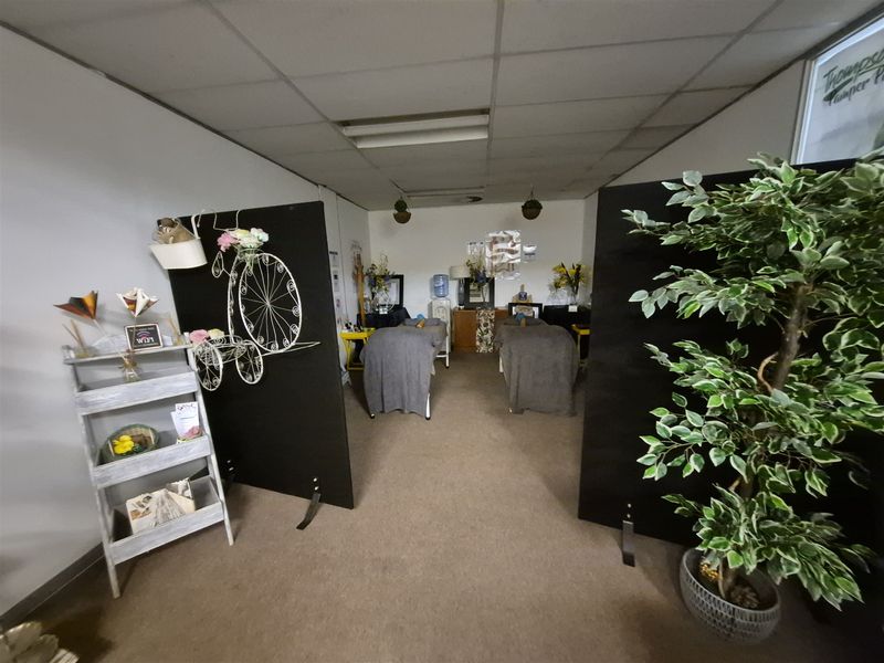50sqm Office to let in Rosebank - Photo 6