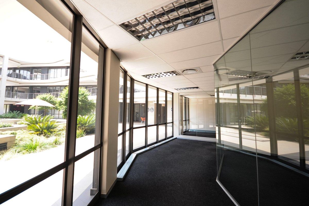 BEAUTIFUL SECURE OFFICES TO RENT IN SOUTHDOWNS RIDGE - DIRECLY FROM THE LANDLORD! - Photo 2