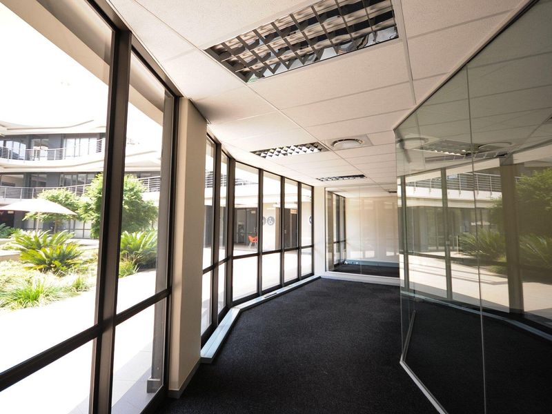 BEAUTIFUL SECURE OFFICES TO RENT IN SOUTHDOWNS RIDGE - DIRECLY FROM THE LANDLORD! - Photo 2