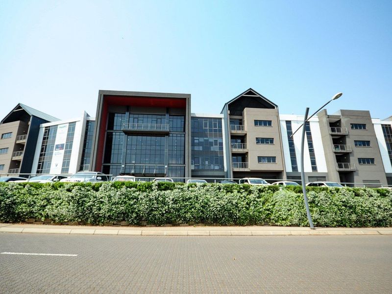 BEAUTIFUL SECURE OFFICES TO RENT IN SOUTHDOWNS RIDGE - DIRECLY FROM THE LANDLORD! - Photo 3