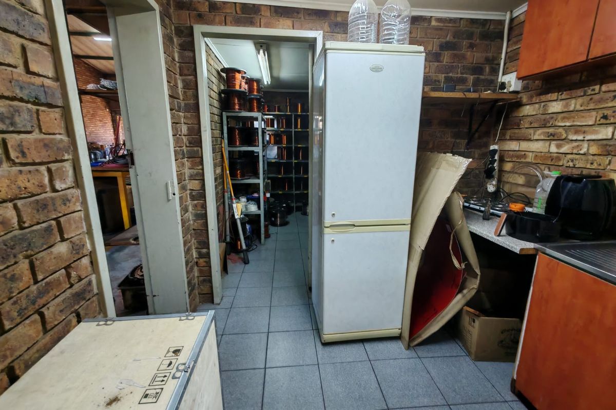 Industrial Property for Sale in Vanderbijlpark CE 6 - Photo 3