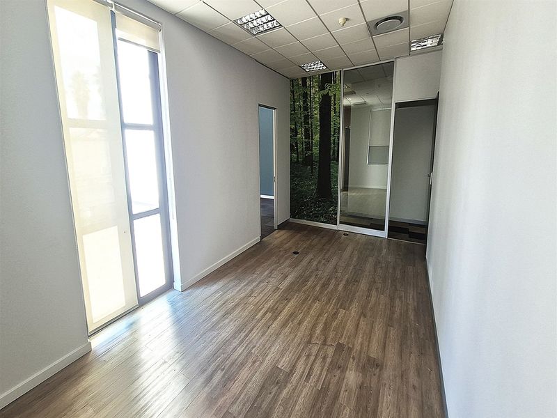3649.1sqm Offices to let in Illovo, Sandton - Photo 8