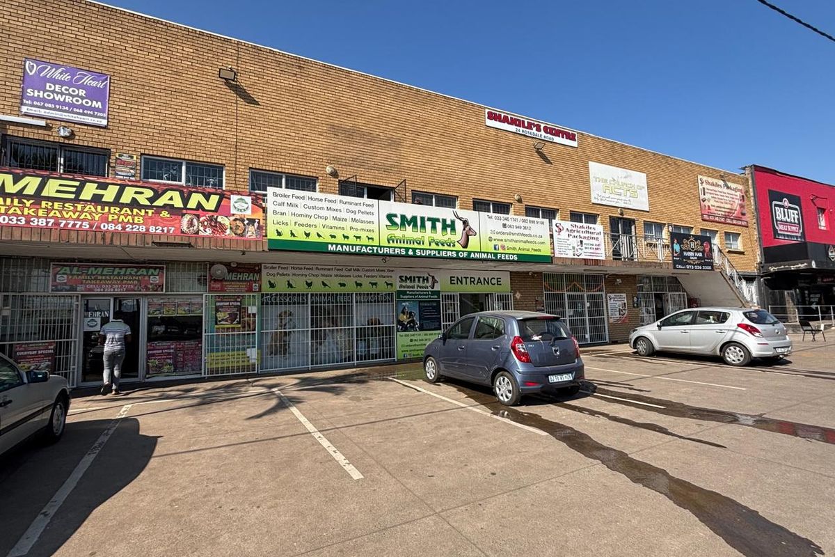 113sqm of Retail or Office Space for rent at R7500-00 per month plus Vat. - Photo 2