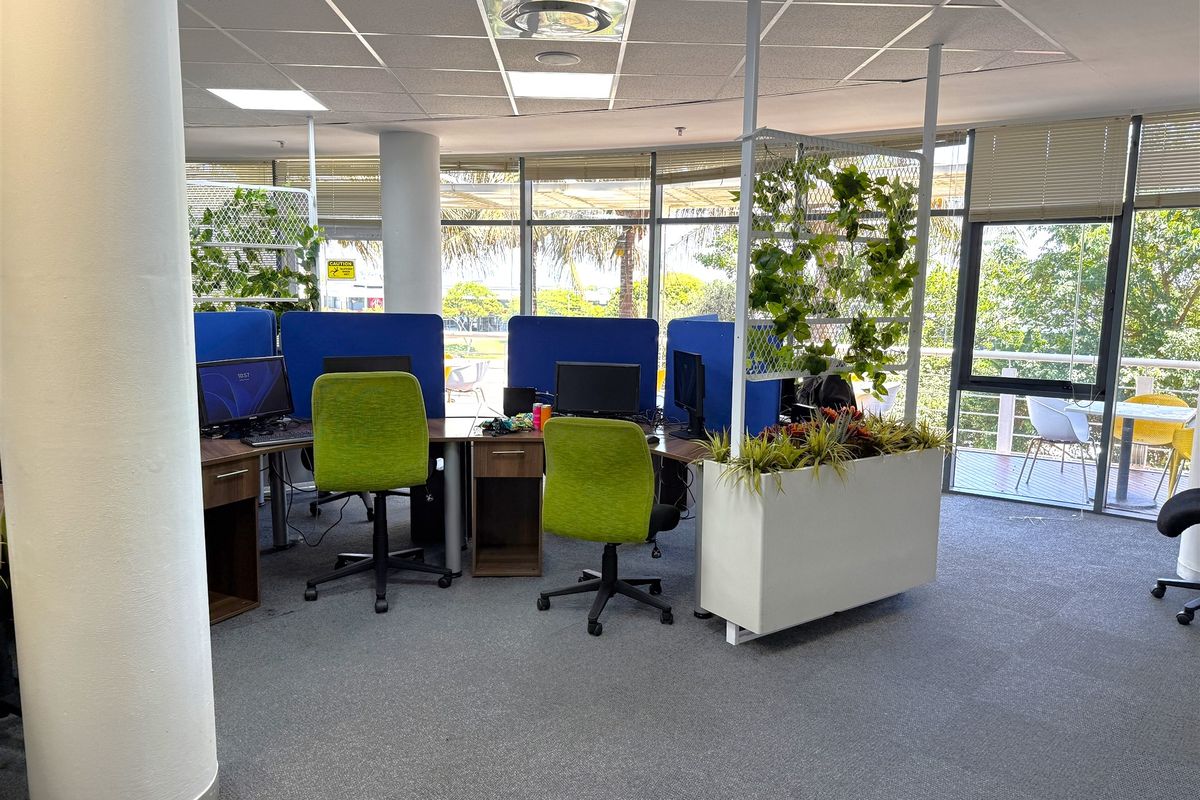 1810sqm office space for sub-lease in Holwood Park, Umhlanga - Photo 5