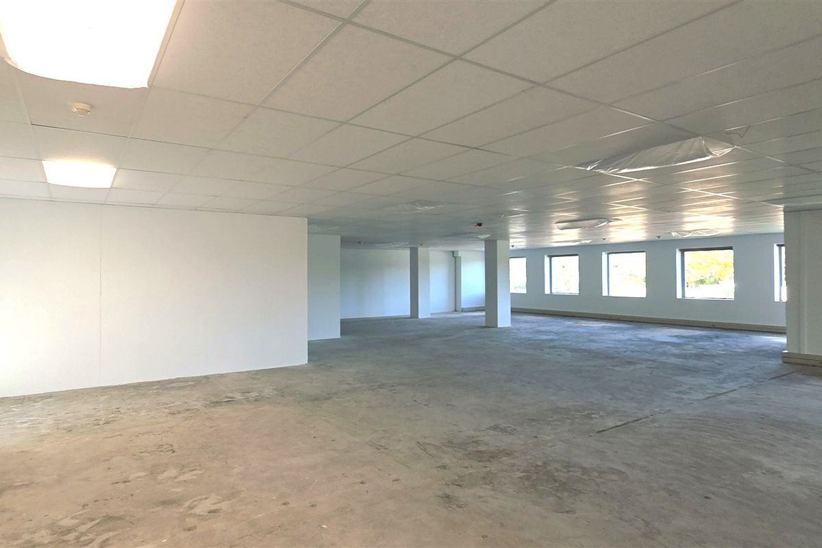 Office space to let in Kelvin Drive - Photo 5