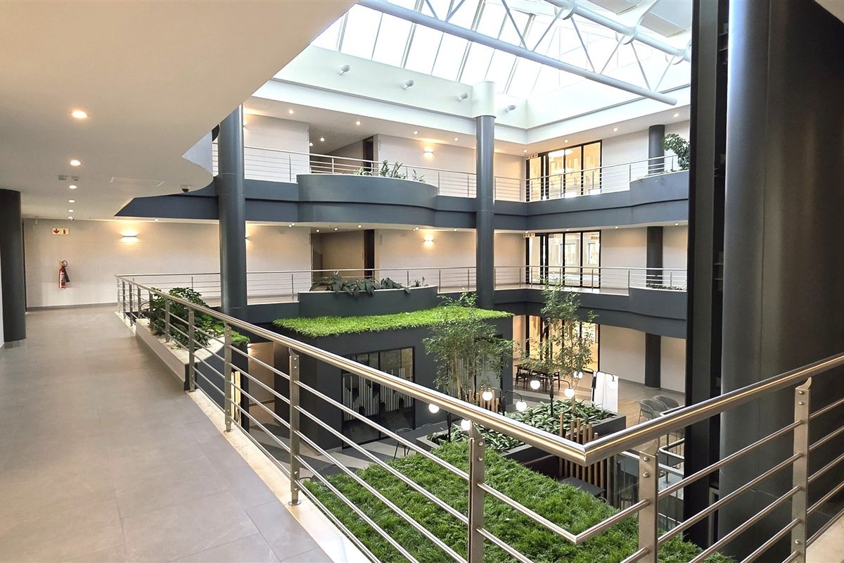 Office space to let in Kelvin Drive - Photo 4