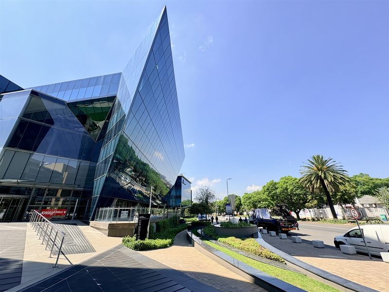 139,4m2 Offices to let in Melorse Estate - Photo 2