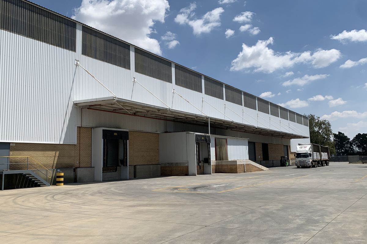 Warehouse to let in Tunney - Photo 3