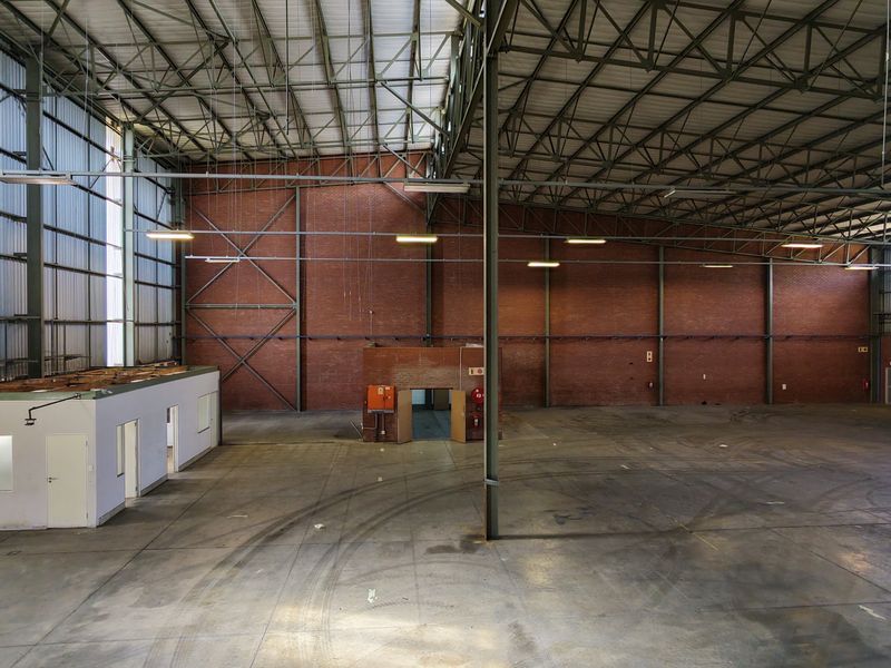 Warehouse to let in Longmeadow - Photo 9