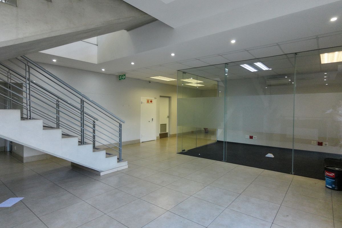 Warehouse to let in Longmeadow - Photo 4