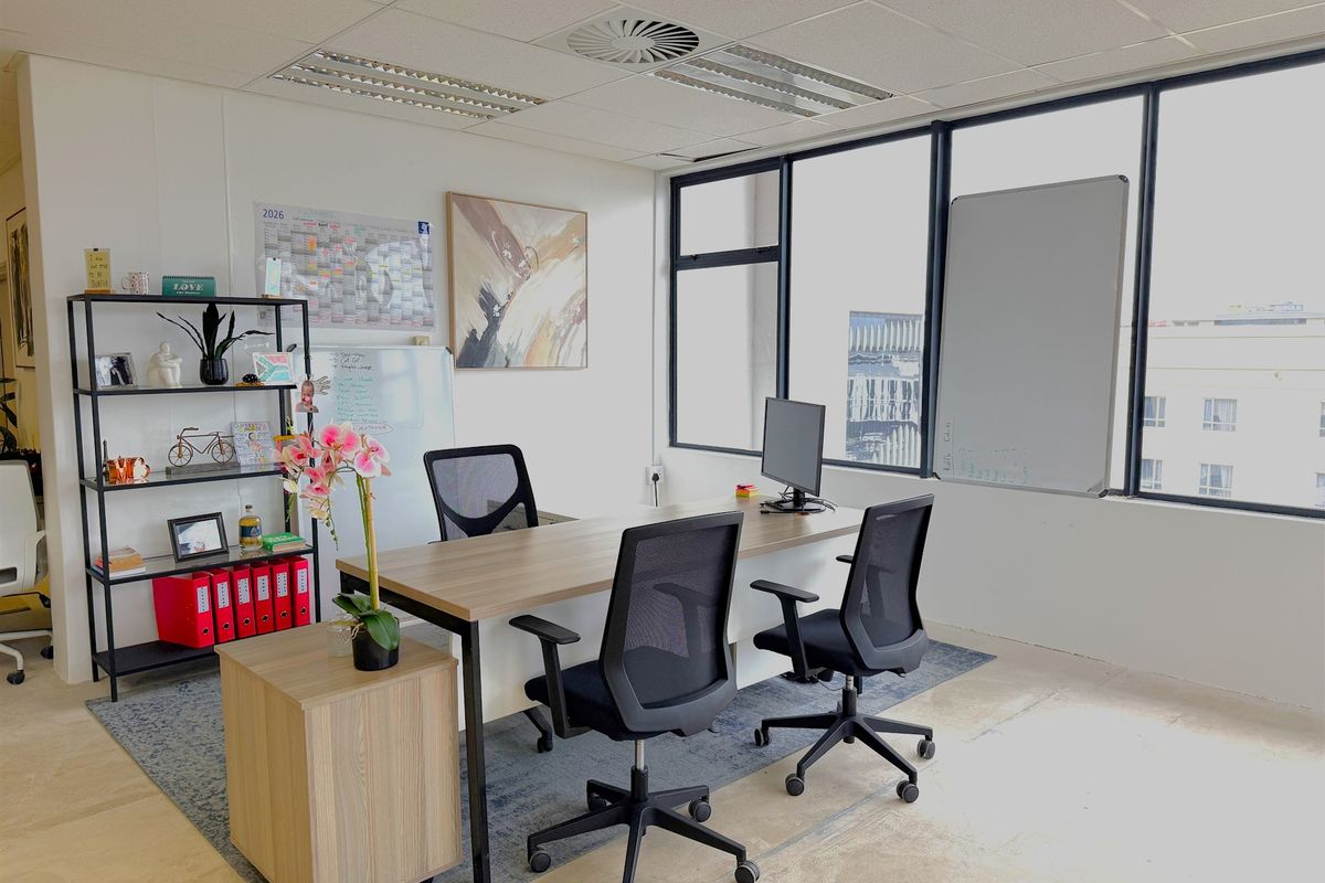 702sqm office space in Ridge 6, Ncondo Place - Photo 3