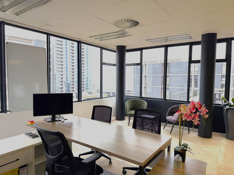 702sqm office space in Ridge 6, Ncondo Place - Photo 2