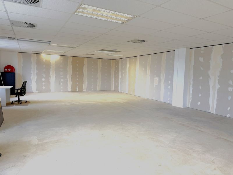 Full-Floor A-Grade Offices with Sea Views - Photo 7