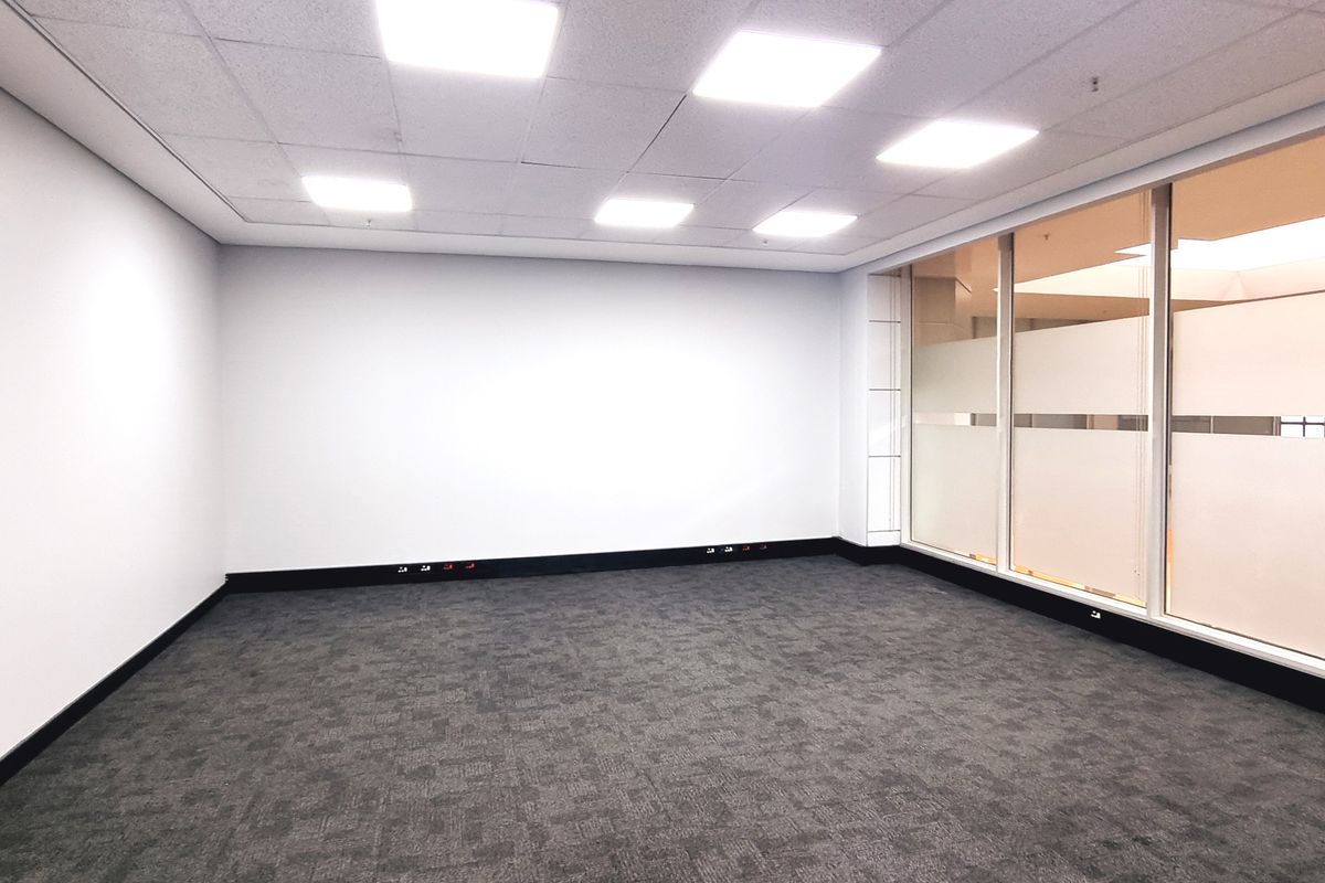 Offices to let in Rivonia - Photo 4