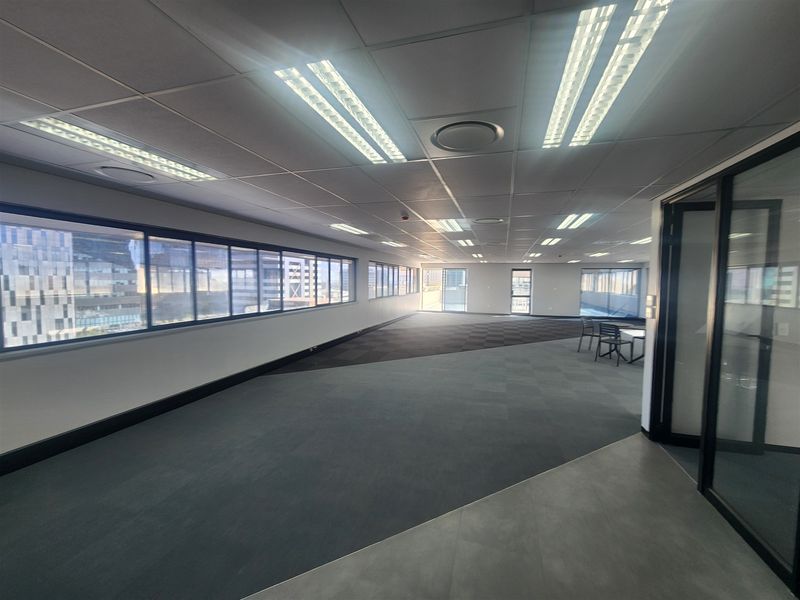 291.14sqm Offices to lo let Sandton - Photo 4
