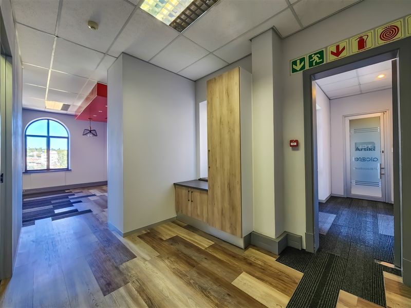 135m2 Modern Office to Let in The Pivot - Photo 3