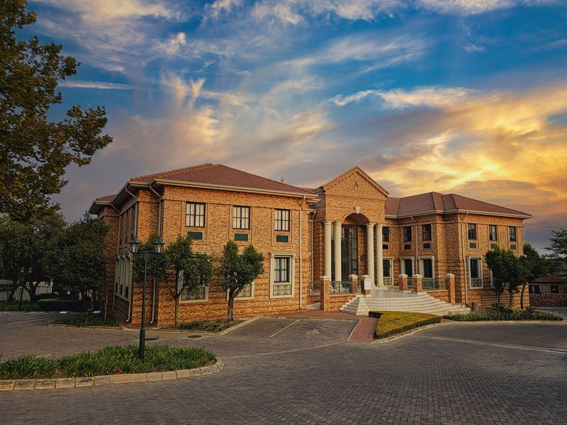 Office space to let in La Rocca Office Park - Photo 1