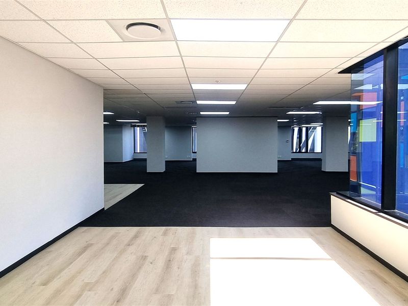 Office space to let in 2929 on Nicol - Photo 5