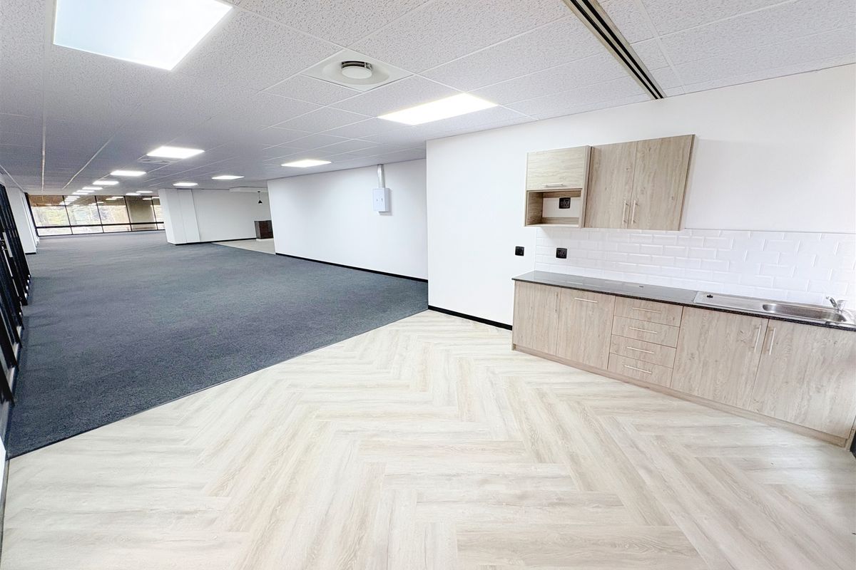 Office space to let - Photo 4