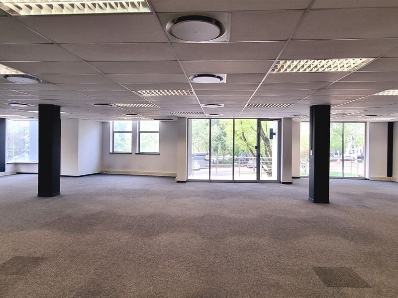 Office space to let in Bally Oaks Office Park - Photo 5