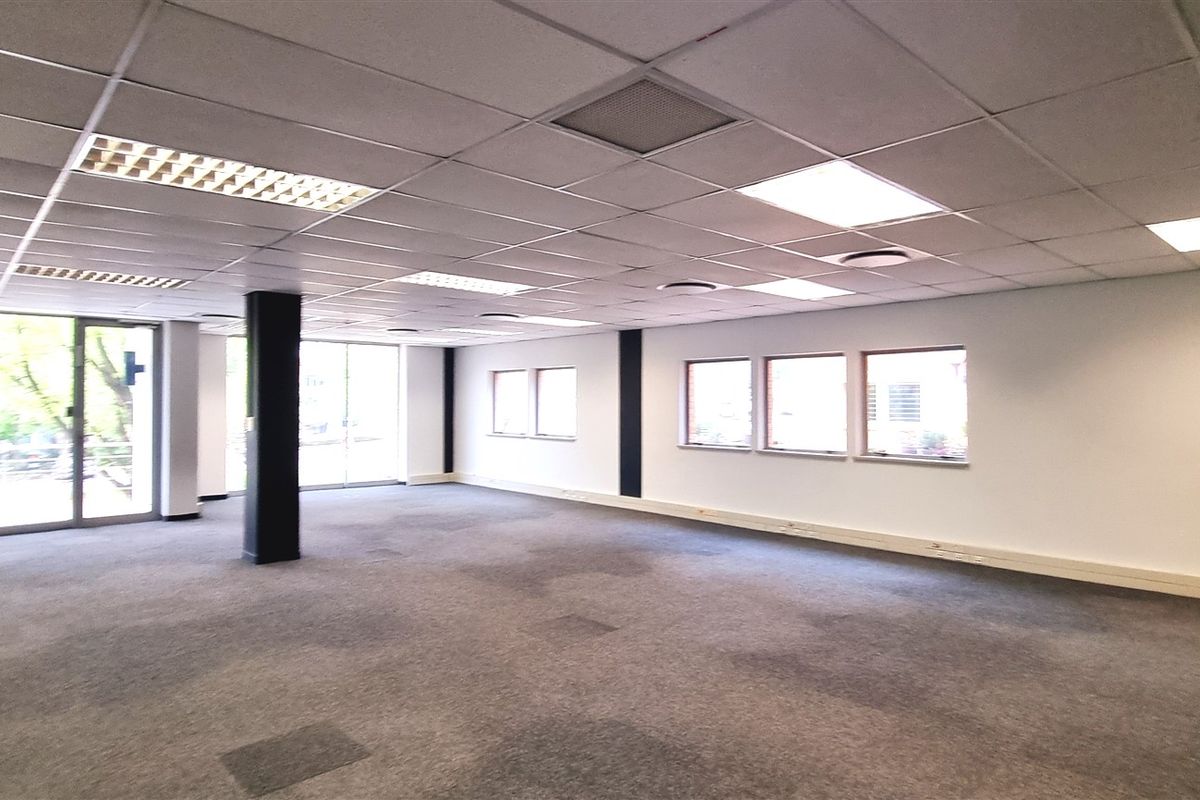 Office space to let in Bally Oaks Office Park - Photo 3