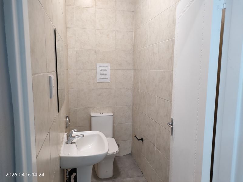 646m2  Warehouse  - FOR SALE TO LEASE - Photo 8