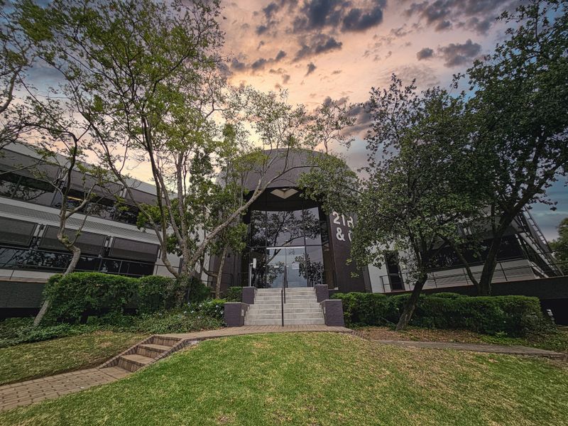 Office space to let in The Woodlands - Photo 1